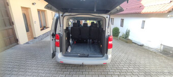 Peugeot Traveller Standard L2 2.0 BlueHDi 180 EAT8 ALLURE - 11