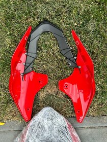 Ducati Panigale V4S 2018 2019 kompletní sada plastů - 11