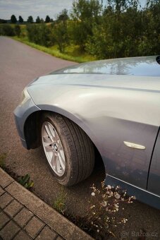 BMW e90 318i - 11