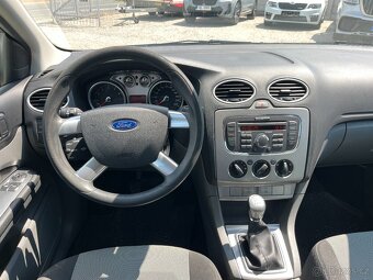Ford Focus 1.6i 74kW sada kol, výhřev skla - 11