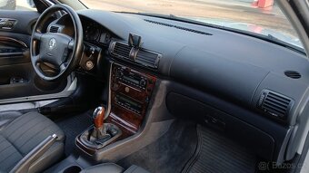 Škoda Superb V6 2.8 190 koní MANUÁL, ex vládní bez koroze - 11