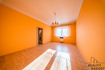 Prostorný byt 2 + kk v Bzenci - 11