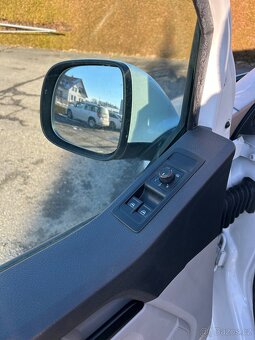 VW T6 2.0 TDI Sanitní vůz DSG - 11