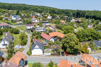 Dům 5+kk o ploše 200 m2 - Černé Voděrady, Černé Voděrady - 11