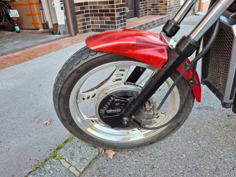 Honda VT 500 1987 - 11