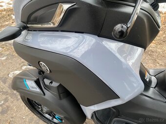 Yamaha Tricity 300 - 11