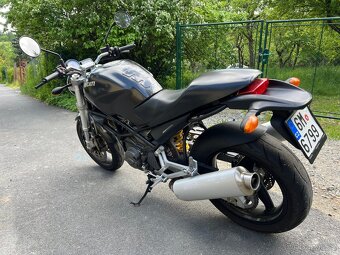 Ducati Monster 750 - 11