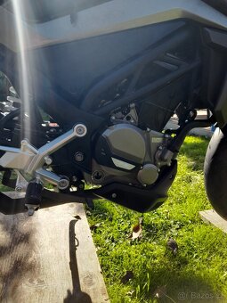 CF MOTO 300 NK r.v.2021 - 11
