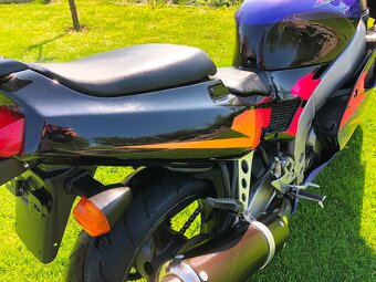 Kawasaki ZXR 400, sbírkový stav Nová cena - 11