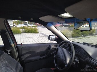 Opel Astra F Combi 1996 1.6 16V - 11
