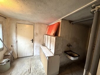 PRODEJ RODINNÉHO DOMU 3+1+JÍDELNA V HRUŠOVANECH U BRNA - 11