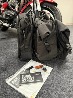 Royal Enfield 650 Super Meteor - 11