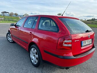 Škoda octavia combi 1,6i 75kw - 11