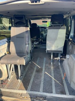 Opel Vivaro 2.0D 84kw, r.2008, 5míst, klima, automat - 11