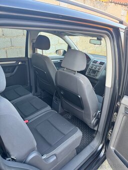 Wolkswagen Touran 1.4 TSI - 11