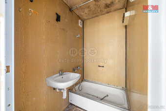 Prodej bytu 1+1, 39 m², Náchod, ul. Růžová - 11