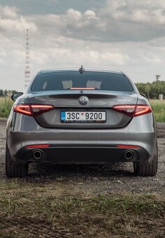 Alfa Romeo Giulia 2.2 JTDm 154 kW MANUÁL 57.000km - 11