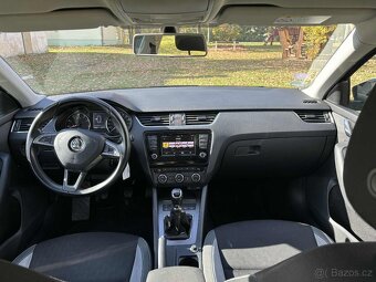 Škoda Octavia Combi 1.4 TSI 150k JOY - 11