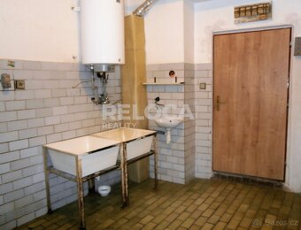 Obchod 60m2, Slaný, Soukenická ul v centru Slaného vstup z r - 11