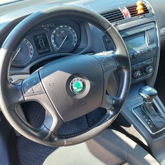 Škoda Octavia 1.9 tdi 77 kW. DSG ELEGANCE - 11