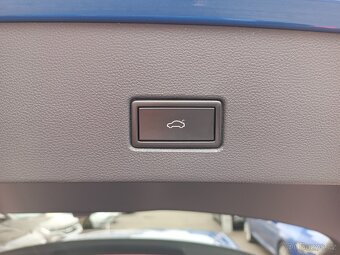 VW T-Roc Sport 1.5TSI 110kW 49tkm Webasto ACC Navi DAB - 11