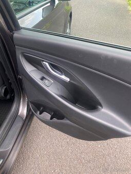 Hyundai i30 T-GDI 88kw combi - 11