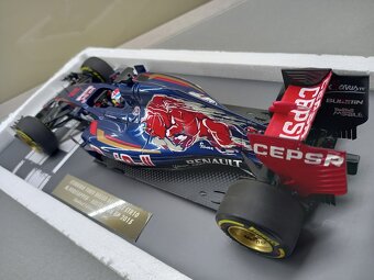 F1 TORO ROSSO STR10 AUSTRÁLIE 2015 MAX VERSTAPPEN 1:18 - 11