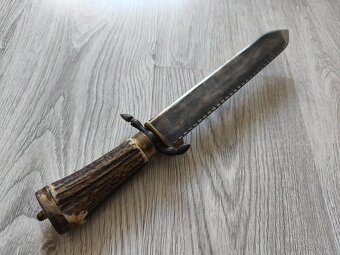 Myslivecké lovecké tesáky - 11