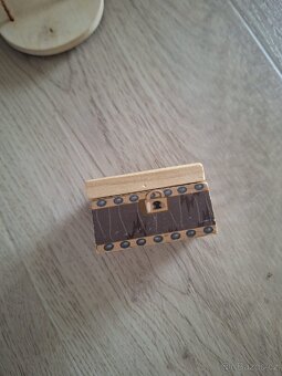 Dřevěný hrad - 11