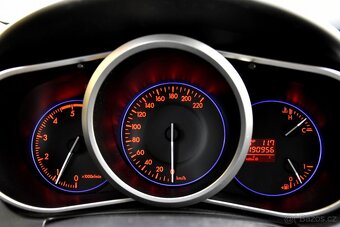 Mazda CX-7 2.2 MZR-CD,4X4,NAVI,BOSE,VÝHŘEV,XENON,KŮŽE,ŠÍBR - 11