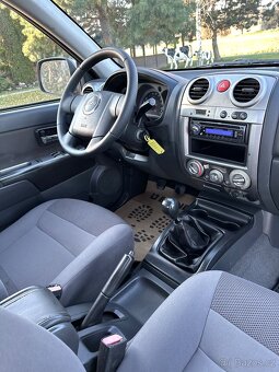 Isuzu D-Max 2.5 Td 136ps • 4x4 • manuál • SingleCab • 4M • - 11