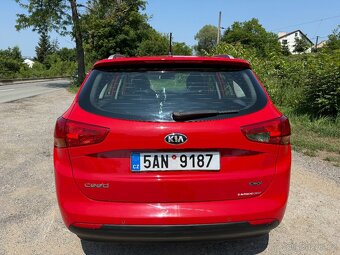Kia Ceed kombi 1,6 CRDI 103KW 2016 ČR serviska Super Stav - 11