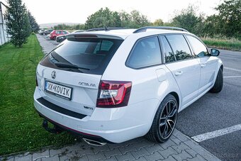 Škoda Octavia Combi 2.0 TDI RS DSG 4x4 - 11