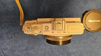 Olympus STYLUS XZ-2 - 11