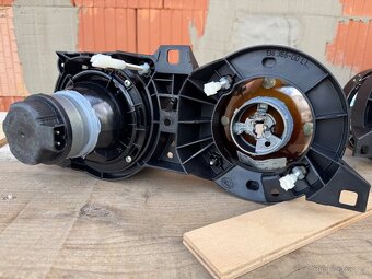 Bmw e30 black hella - 11