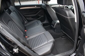 Passat B8 140kw 2.0TDi 4x4 r-line Virtual matrix webasto - 11