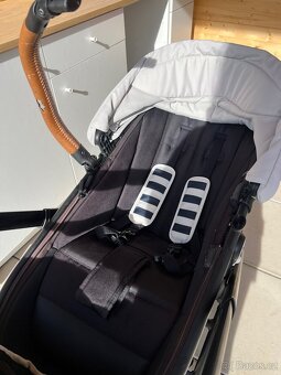 Kočárek Neonato Puro - 11