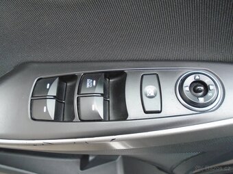 Hyundai i30 1.6 BA+LPG 88kW  ČR - 11