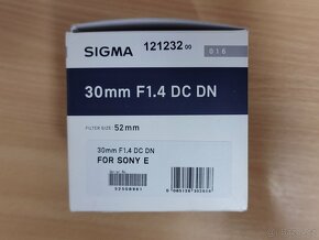 Sony Alpha a6000 + Sigma 30 mm F/1.4 DC DN - 11