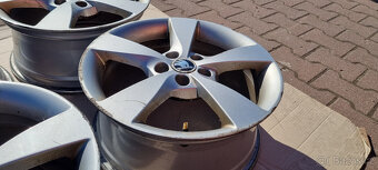 Alu kola originál Škoda Rapid 5x100 7x16 ET46 5JA 601 025 A - 11