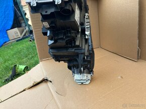 BMW 2 II ACTIVE TOURER LED svetlo U06 prave leve - 11