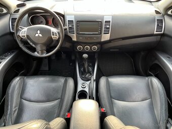 Mitsubishi Outlander 2.2 DI-D 4WD, 7 Míst - 11