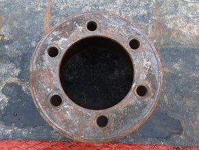 Sháním brzdový buben na podvalnik Kassbohrer - 11