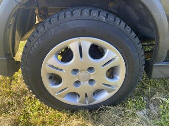 Suzuki ignis 1.5i 4x4 - 11