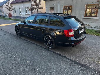 Škoda Octavia VRS 230 TSI - 11