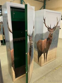 Trezor na 7 zbraní s hunter dekorem - 11