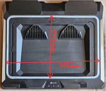 Výkonná chladící podložka pod notebook KLIM Mistral - 11