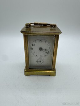 Sběratel nabízí staré budíky - 11