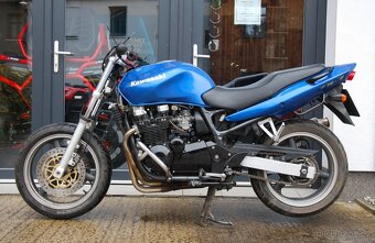 Kawasaki ZR-7 - 11