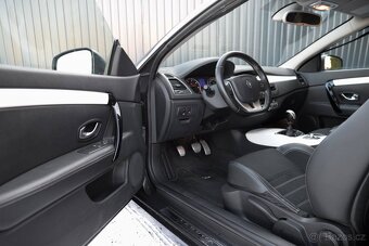 RENAULT LAGUNA 2.0DCI GP MONACO - 11